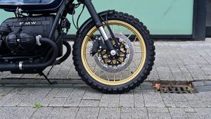 BMW R100 Scrambler - Build Complete - Bugatti Paintjob