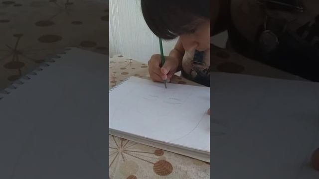 Как нарисовать девочку которая плачет. ?