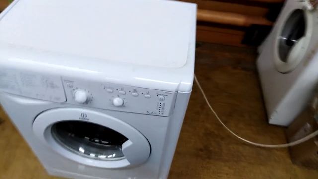 ремонт стиральной машины индезит IWSB5105