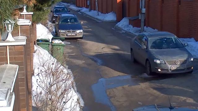 Axis P1344 смотреть онлайн