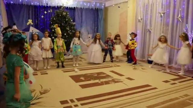 Новый Год и Три поросенка смотреть онлайн