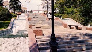 Липецк. Каскад фонтанов на Петровском спуске. Фонтаны на Соборной площади или площади Ленина 2021.