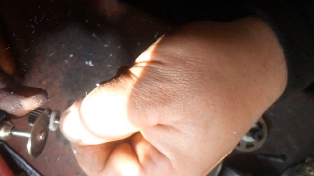 Никогда не покупайте маслонасос электропилы. Never buy an electric saw oil pump. смотреть онлайн