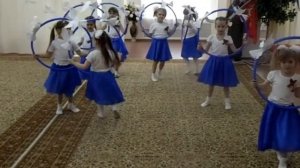 Спортивный танец с обручами