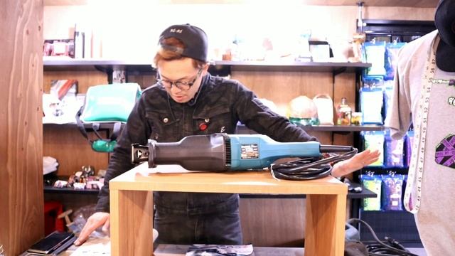 Makita新製品2020.3 AC100V機レシプロソー JR3051T とんでもない価格で新型が登場