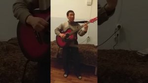 Тувинец поёт.