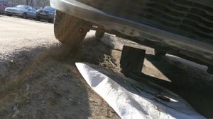 Заменил ремень Bosh на оригинальный. Bosh ремень ставил год назад. Откатал только 20000. Засвистел.