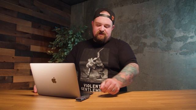 This USB Hub Can Do So MUCH! - ZMUIPNG 7 in 1 USB C Hub Review (Amazon) смотреть онлайн