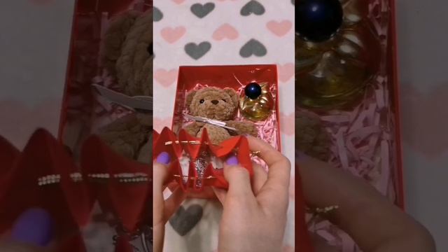 Что подарить девушке на 14 февраля? #14февраля #бокс #деньсвятоговалентина смотреть онлайн