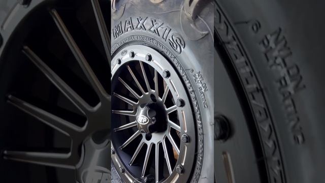 Колеса для квадроцикла Maxxis Zilla 30x9-14+диски с Бэдлоком ITP SDM смотреть онлайн