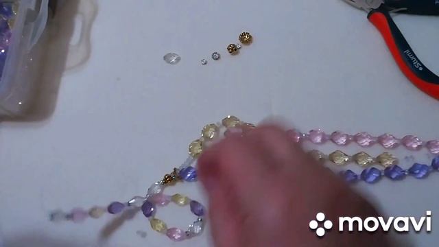 ?КОЛЬЕ ИЗ ХРУСТАЛЬНЫХ БУСИН?NECKLACE MADE OF CRYSTAL BEADS?