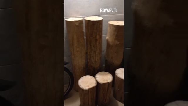 стол для кухни идеальное и двух спальная кровать ? из бревно.на заказах смотреть онлайн