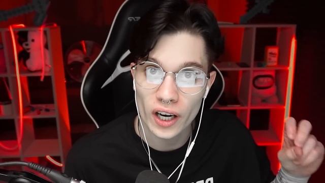 СТАЛ САМЫМ ПОПУЛЯРНЫМ, в НЕПОПУЛЯРНОЙ СОЦИАЛЬНОЙ СЕТИ смотреть онлайн