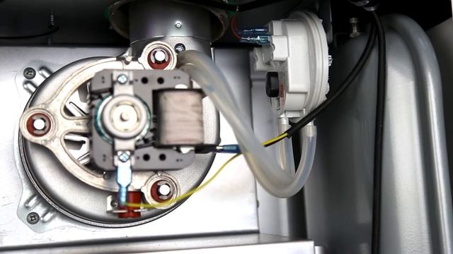 NEVA LUX 7224/8224 Ошибка Е6: Отсутствие тяги смотреть онлайн