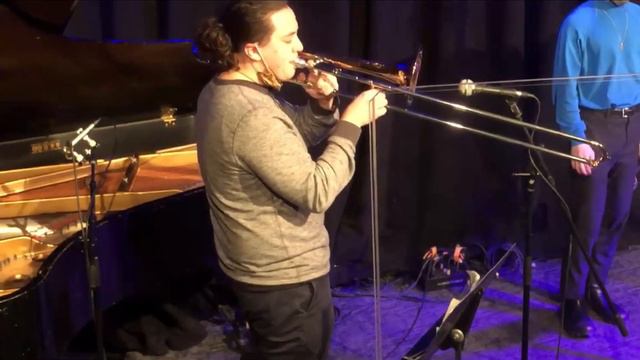 Storm Chasers live at Dazzle Jazz смотреть онлайн