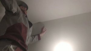 Ошкуривание потолка и стен после шпаклевки. Ремонт коридора ч. 19.mp4