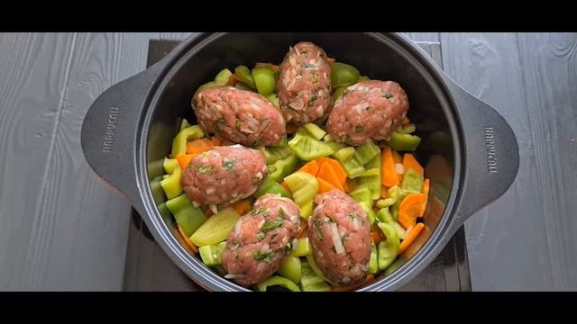 Хватит ЖАРИТЬ КОТЛЕТЫ! Я готовлю, без дыма и запахов ☆ Котлеты с овощами в одном казане