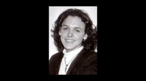 Сергей Макаров (Неоновый мальчик) - Люби меня (автор: Александр Козлов)