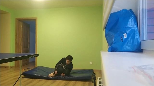 ? СДЕЛАЛ САЛЬТО С КОЛЕН !!! смотреть онлайн