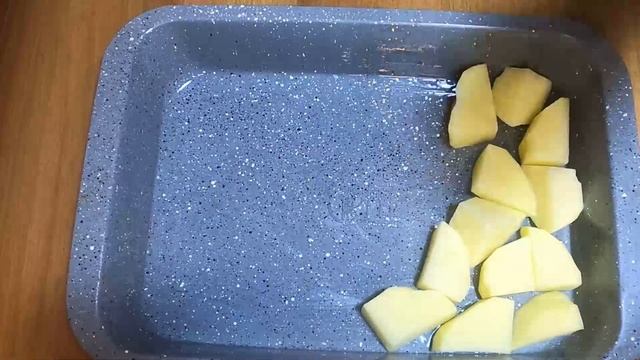 Пикантная ЗАПЕЧЕННАЯ КУРИЦА С КАРТОШКОЙ в духовке, просто.