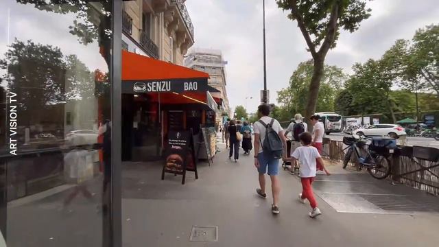 Прогулка по Брокантесу в выходные дни в Париже