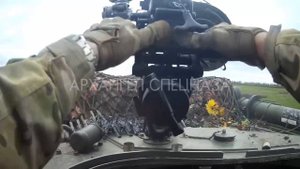 Работа с АГСа по противнику который засветился выходя с леса.MOV