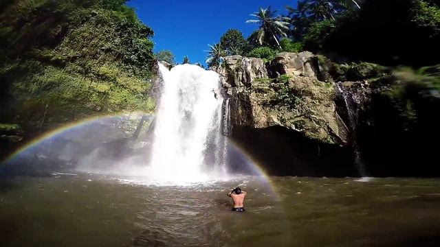 Free Jumping Tegenungan Waterfall and Adventures around Bali смотреть онлайн