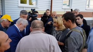 Московская область Талдомский Район поселок Запрудня! Инспекция жилых домов Депутатом.