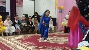 Индийский танец Мани мани Балауса 5 лет