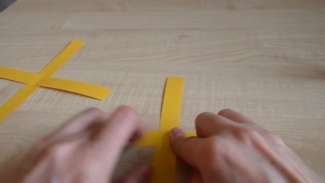 Как сделать гирлянду из бумаги на новый год 2021 своими руками. Елочные украшения.