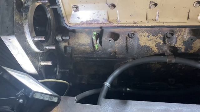 Замена прокладки крышки толкателей Cummins 6bt смотреть онлайн