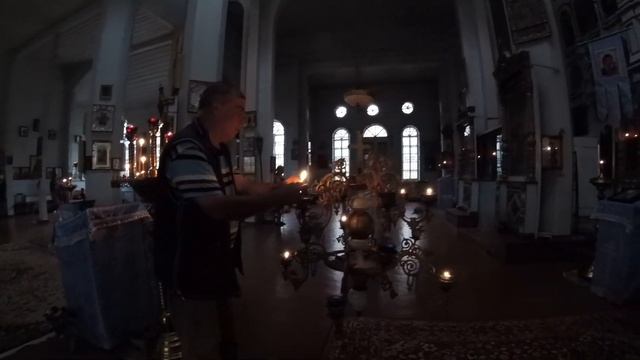 Крестовоздвижение-вечерняя служба в Благодатном смотреть онлайн