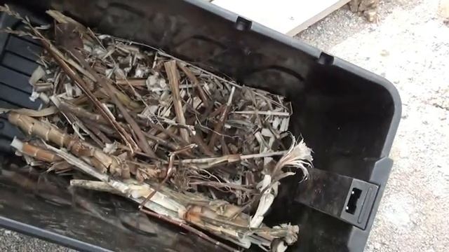 Обзор садового измельчителя Зубр ЗИЗ- 44-2800 смотреть онлайн