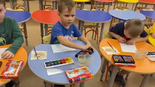 Ребята из средней группы#4 приготовили для своих пап сюрприз смотреть онлайн