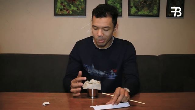 Пробуем жареных сверчков. смотреть онлайн