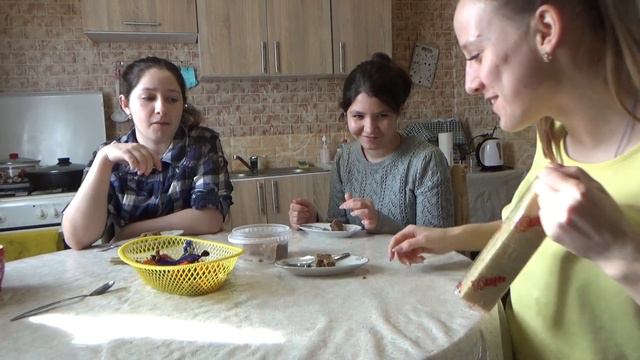 На улице уже почти весна! смотреть онлайн