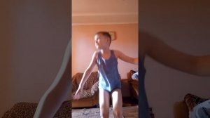 зделал где то 500 приседаний