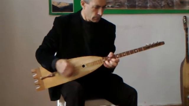 Лучший преподаватель народного инструмента (кумуз)