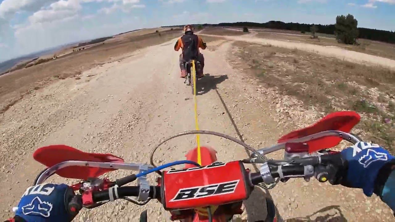 Крым эндуро покатушки.На тросу по Долгоруковской яйле смотреть онлайн