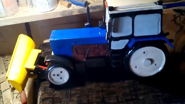 ТРАКТОР ИЗ ДЕРЕВА! МТЗ-82. смотреть онлайн