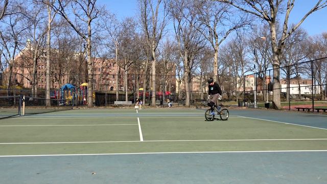 Double Hitchhiker to triple whiplash with GT mug and shirt Flatland bmx Robert Victoria смотреть онлайн