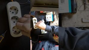 Сенсорный выключатель. Что будет если перепутать фазу с нулëм?