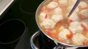 С УТРА ПОРАНЬШЕ ХОЗЯЙНИЧАЮ? ОБАЛДЕННЫЙ СУП С ФРИКАДЕЛЬКАМИ??
