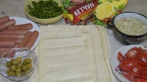 Сосиска в лаваше с зеленью и оливками