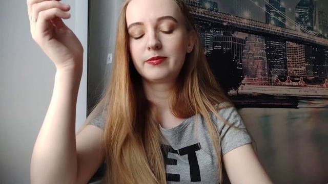 Моя коллекция помад. Свотчи! Avon, Clarins, бюджетные помады.