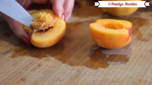 С этим пирогом справится даже ребенок! Очень вкусный пирог "3 СТАКАНА" с персиками и орехами.