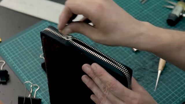 Изготавливаем папку на молнии ручной работы смотреть онлайн