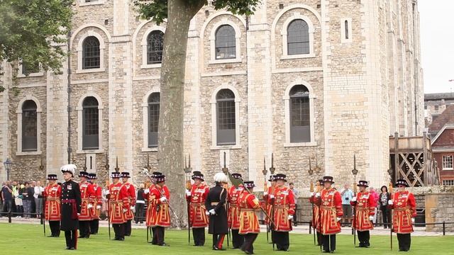 The Constable of the Tower of London's Leaving Ceremony смотреть онлайн