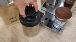 Delonghi Vacuum Coffee Canister / Вакуумный контейнер для кофе