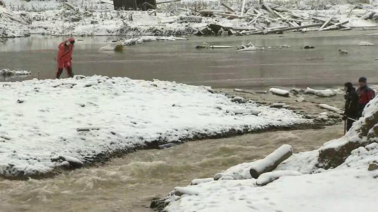 Прорыв дамбы в кургане. Прорыв дамбы. Прорыв плотины.